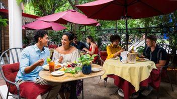 Dining and Experiences Built In