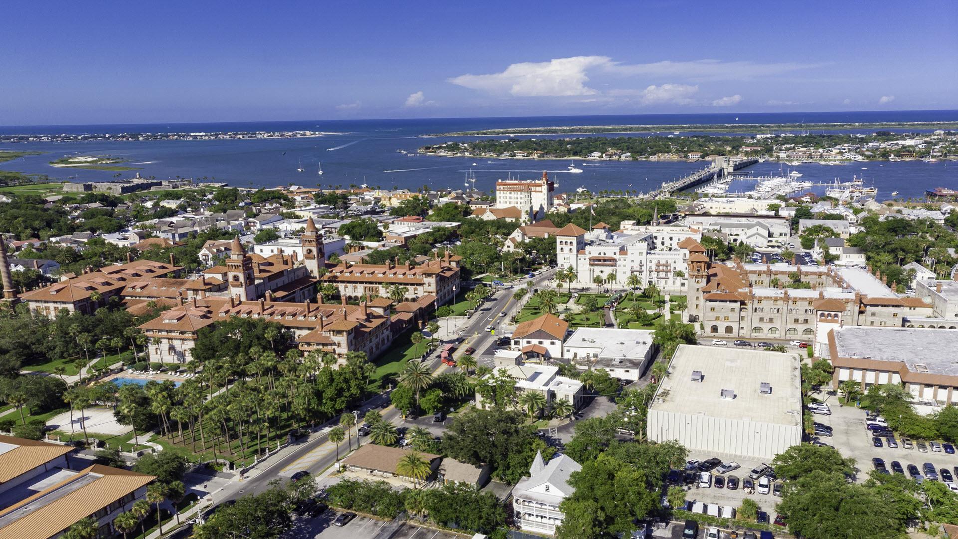 With a blend of historic elegance and modern conveniences, St. Augustine offers meetings and events.
