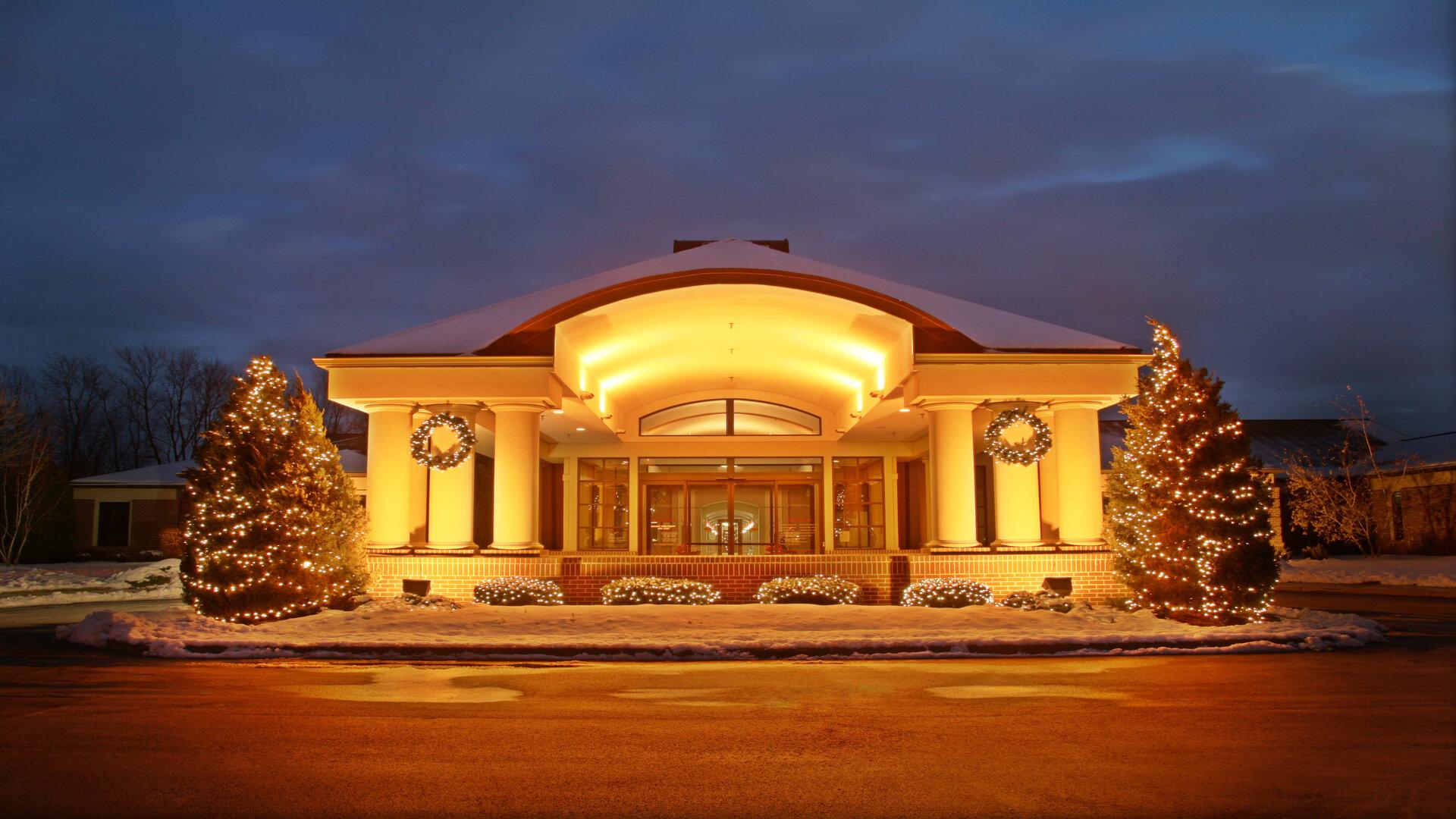 Offering the full package, Nedelko's provides audio-visual and linen rentals, a dance floor and WiFi