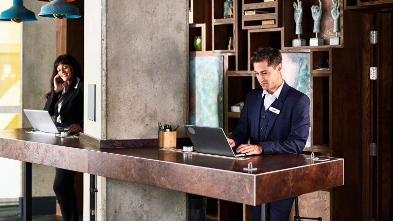 hotelier on a computer