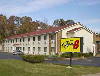 Super 8 by Wyndham Radcliff Ft. Knox Area in Radcliff, KY