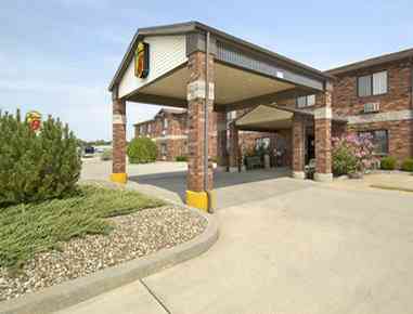 Super 8 by Wyndham Independence in Independence, KS