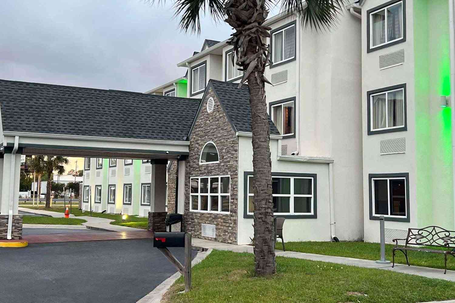 Quality Inn and Suites in Myrtle Beach, SC