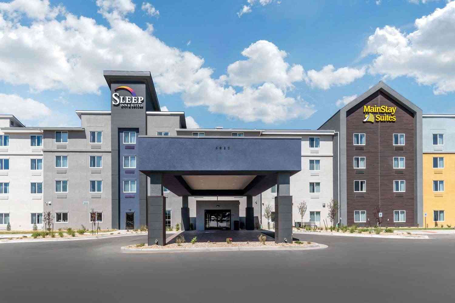 Sleep Inn and Suites Denver Intl Arpt in Denver, CO