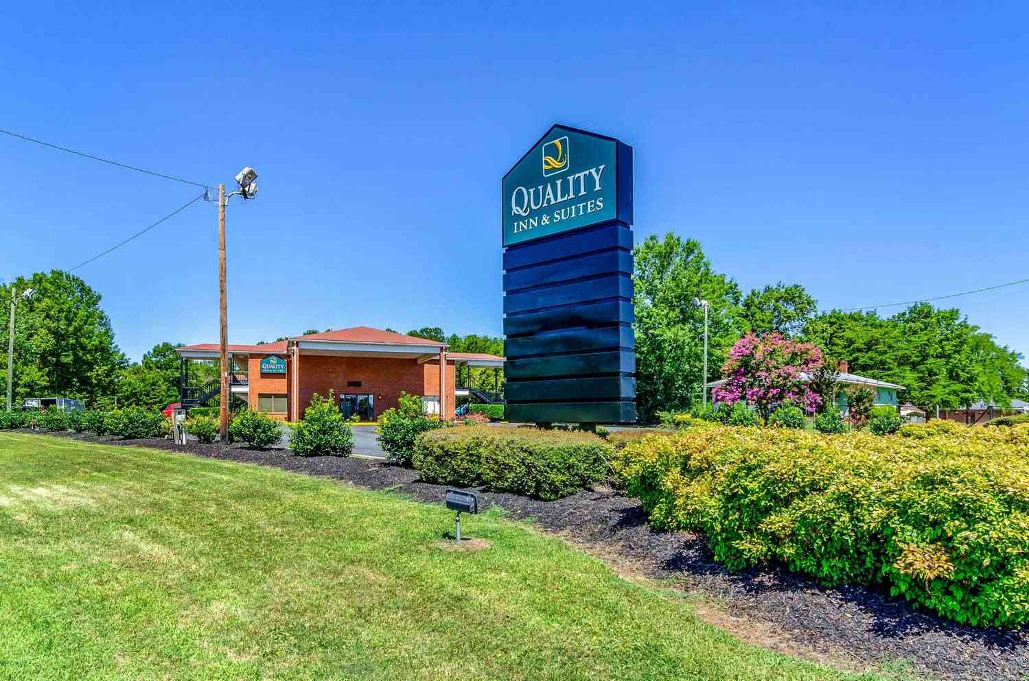 Quality Inn and Suites Creedmor - Butner in Creedmoor, NC