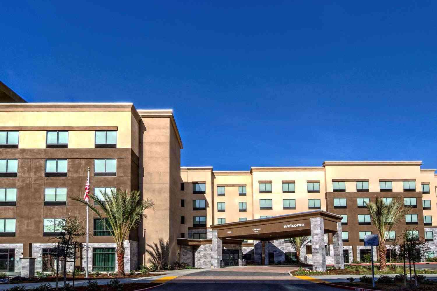 Hampton Inn & Suites San Jose Airport in San José, CA