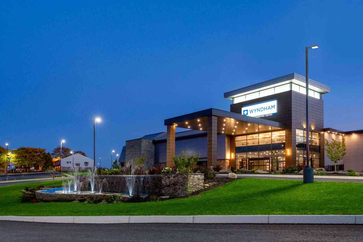 Wyndham Lancaster Resort and Convention Center in Lancaster, PA