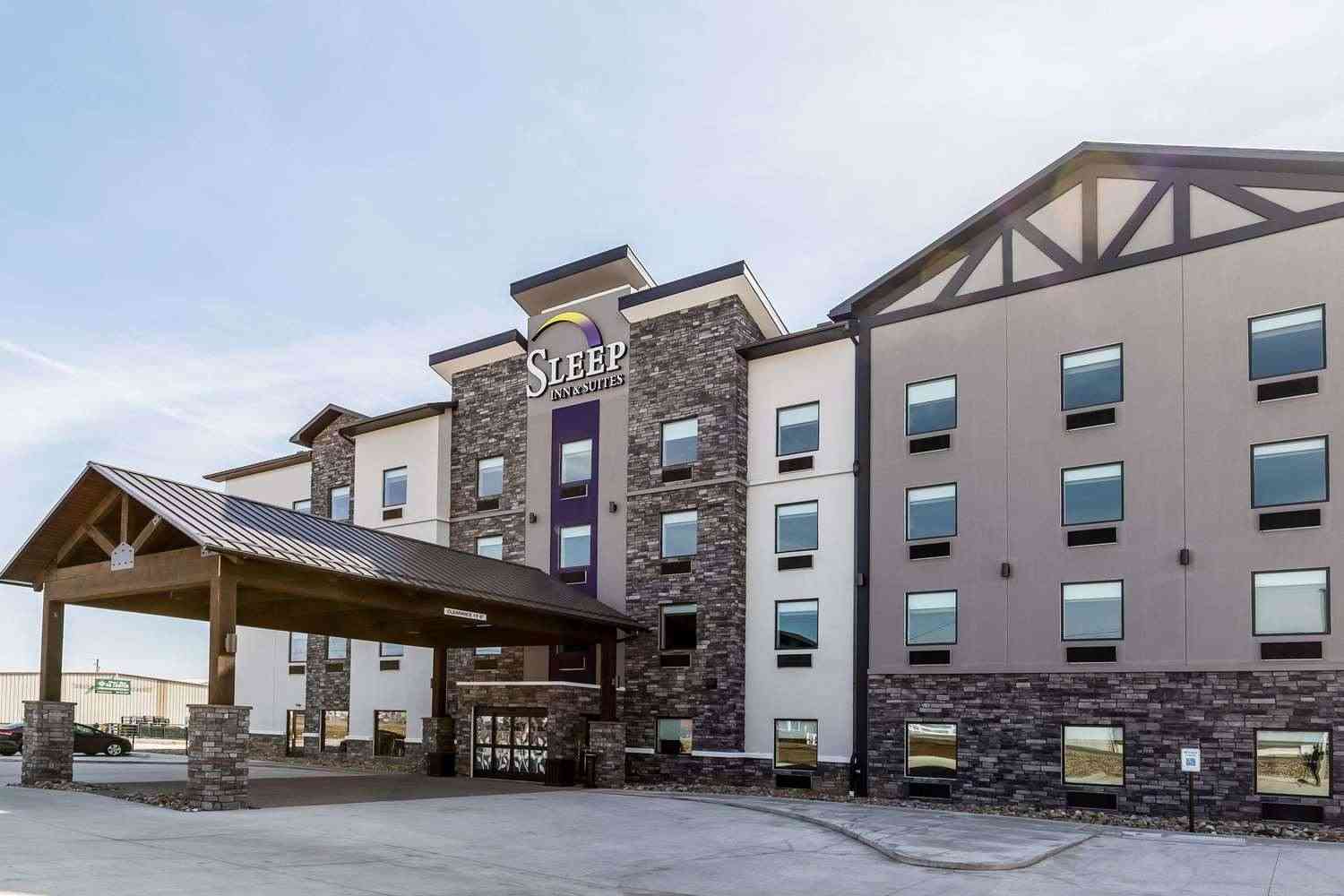 Sleep Inn and Suites Mt Hope in Millersburg, OH