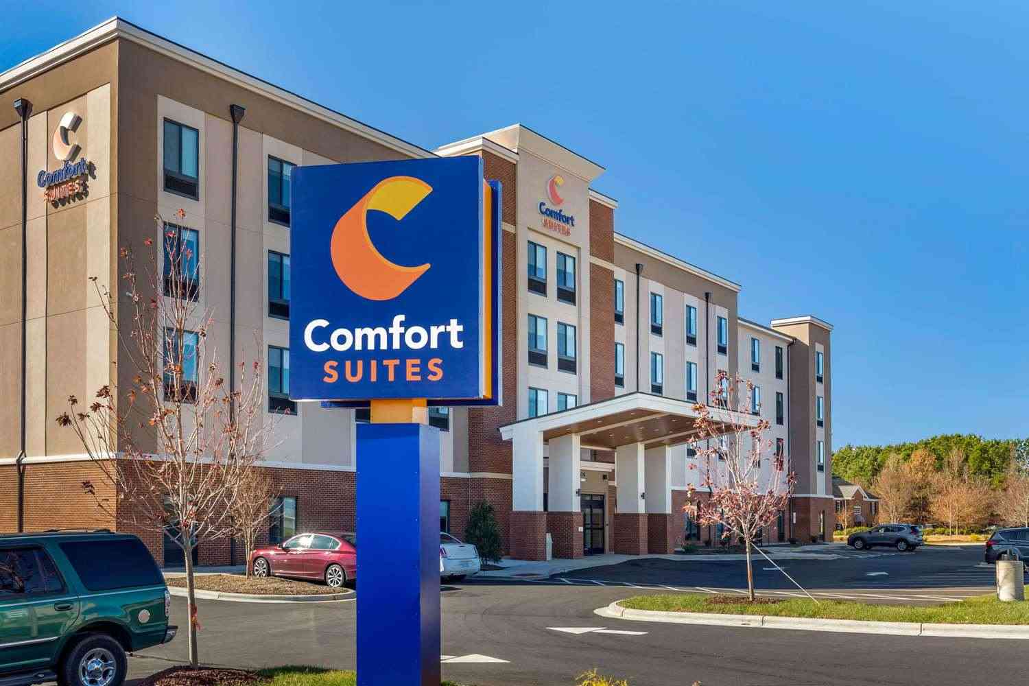 Comfort Suites Greensboro in Greensboro, NC