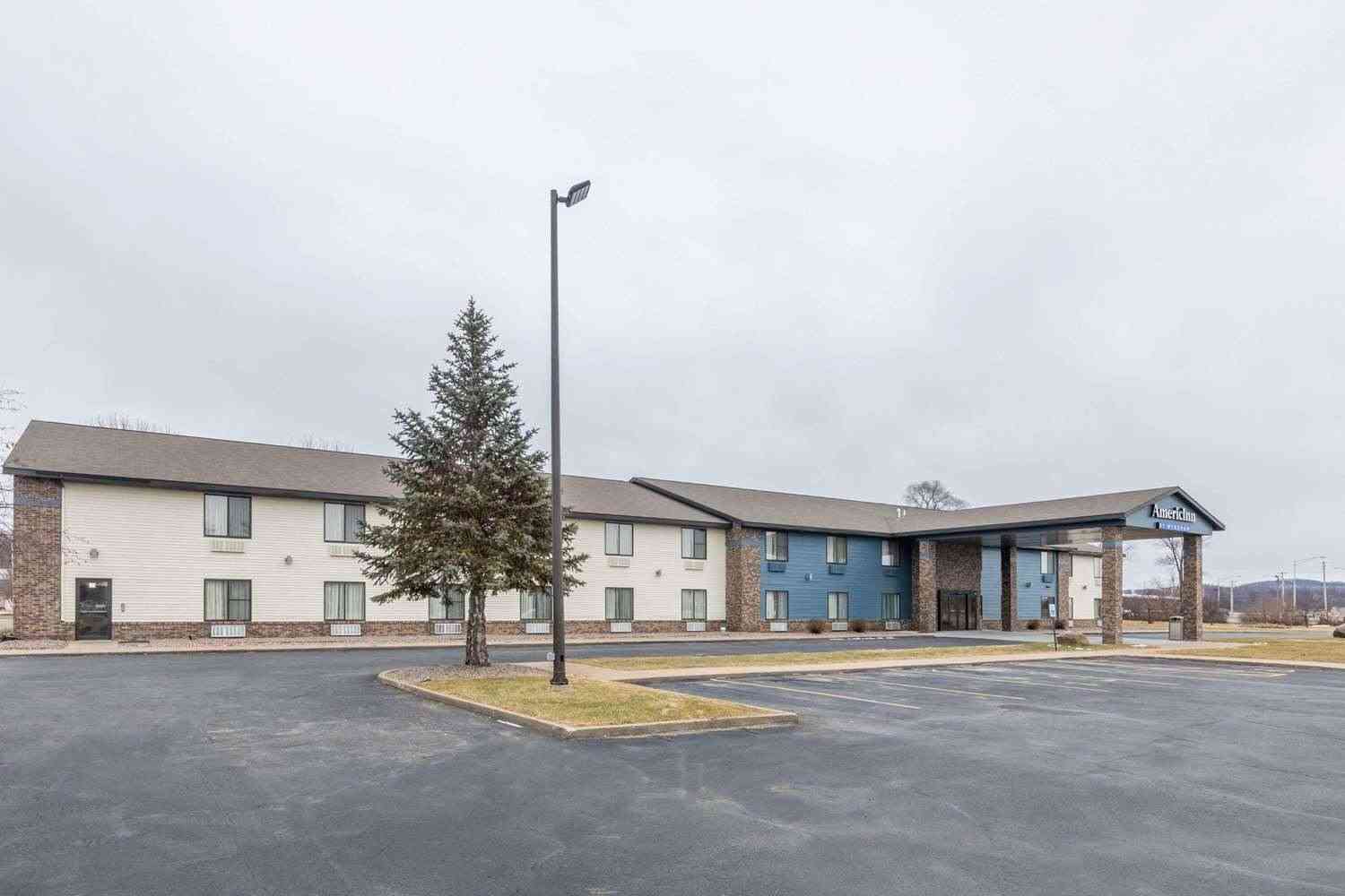 AmericInn by Wyndham Prairie du Chien in Prairie du Chien, WI