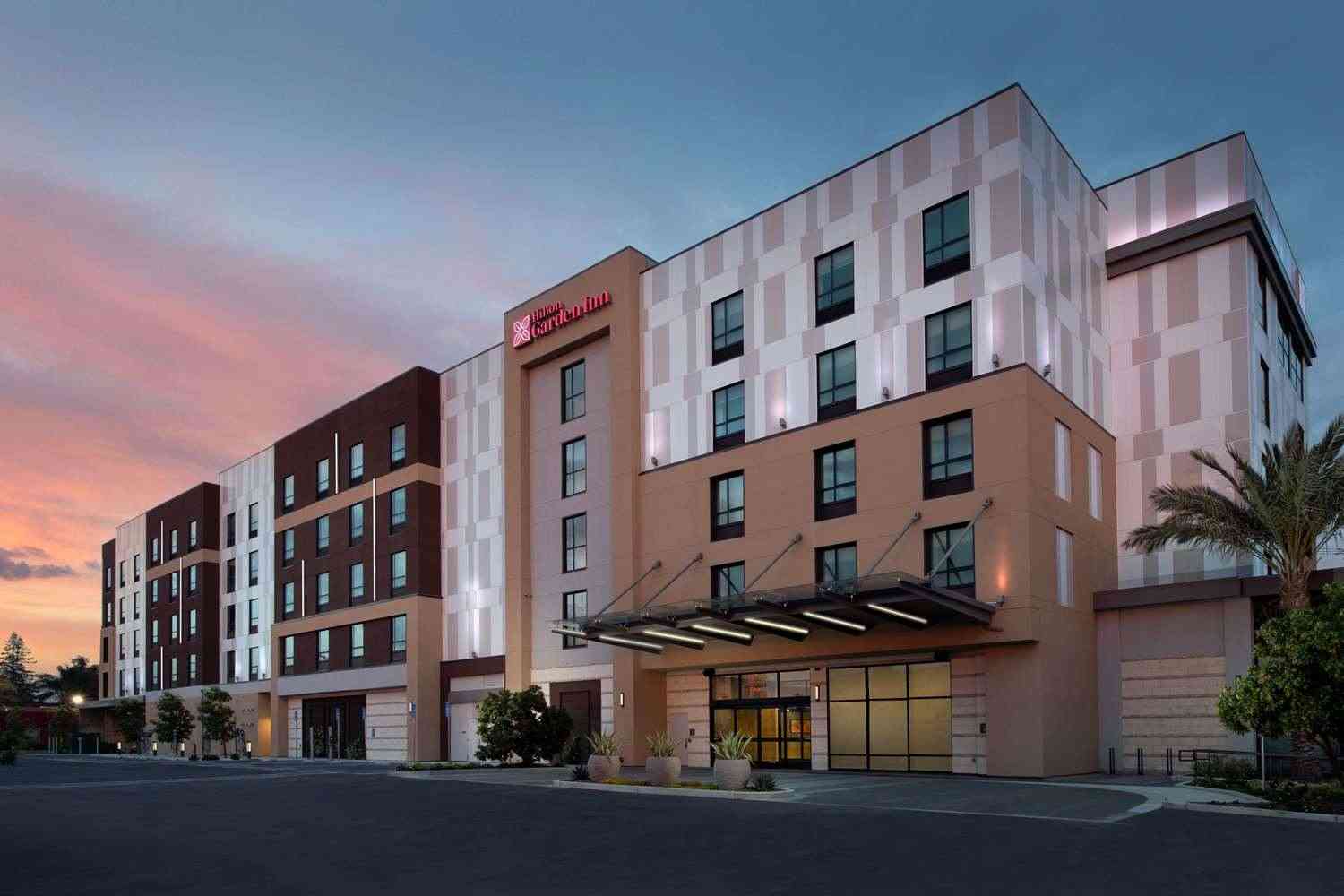 Hilton Garden Inn San Jose Airport in San Jose, CA