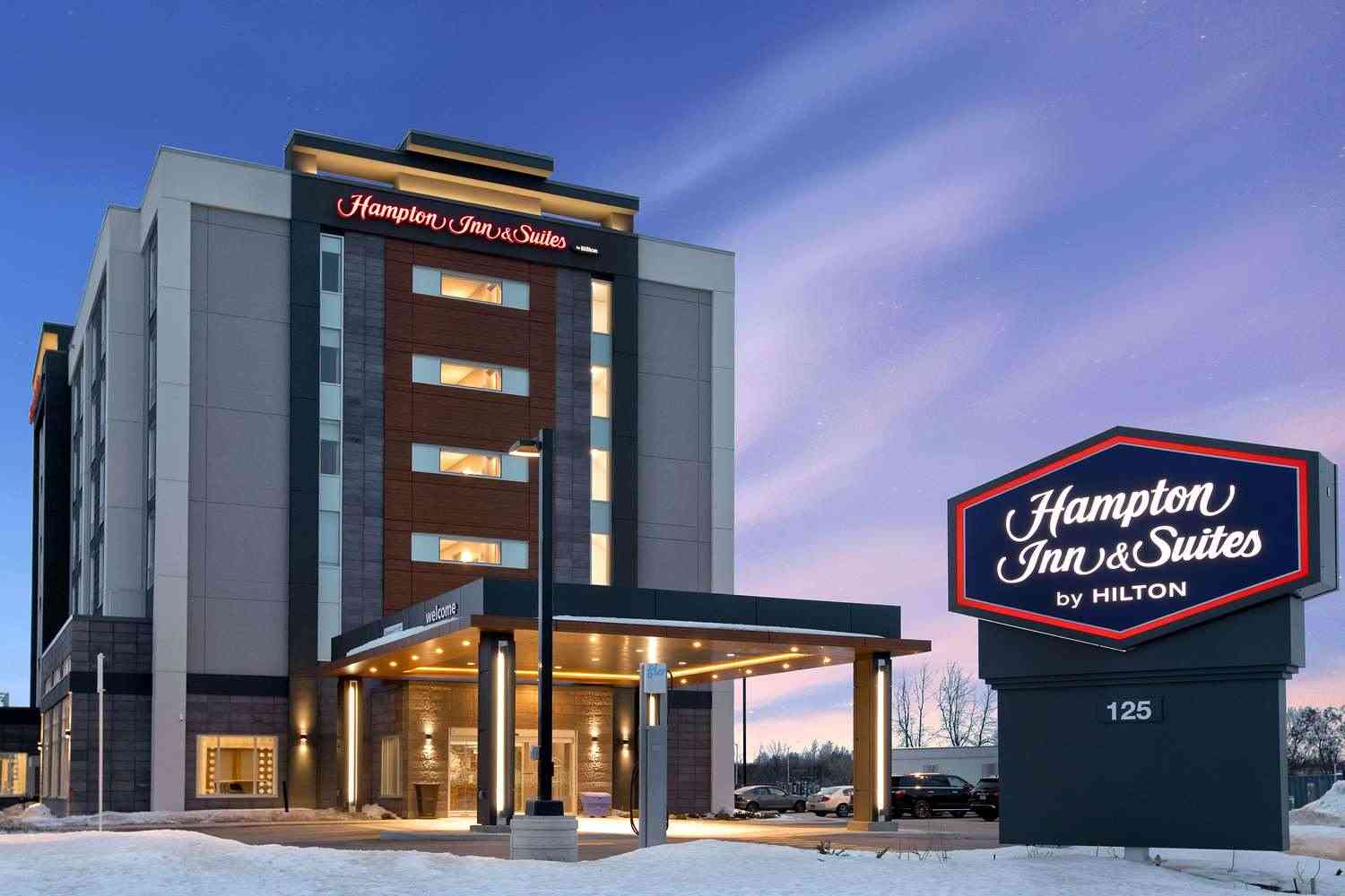 Hampton Inn & Suites Ottawa West in Nepean, ON