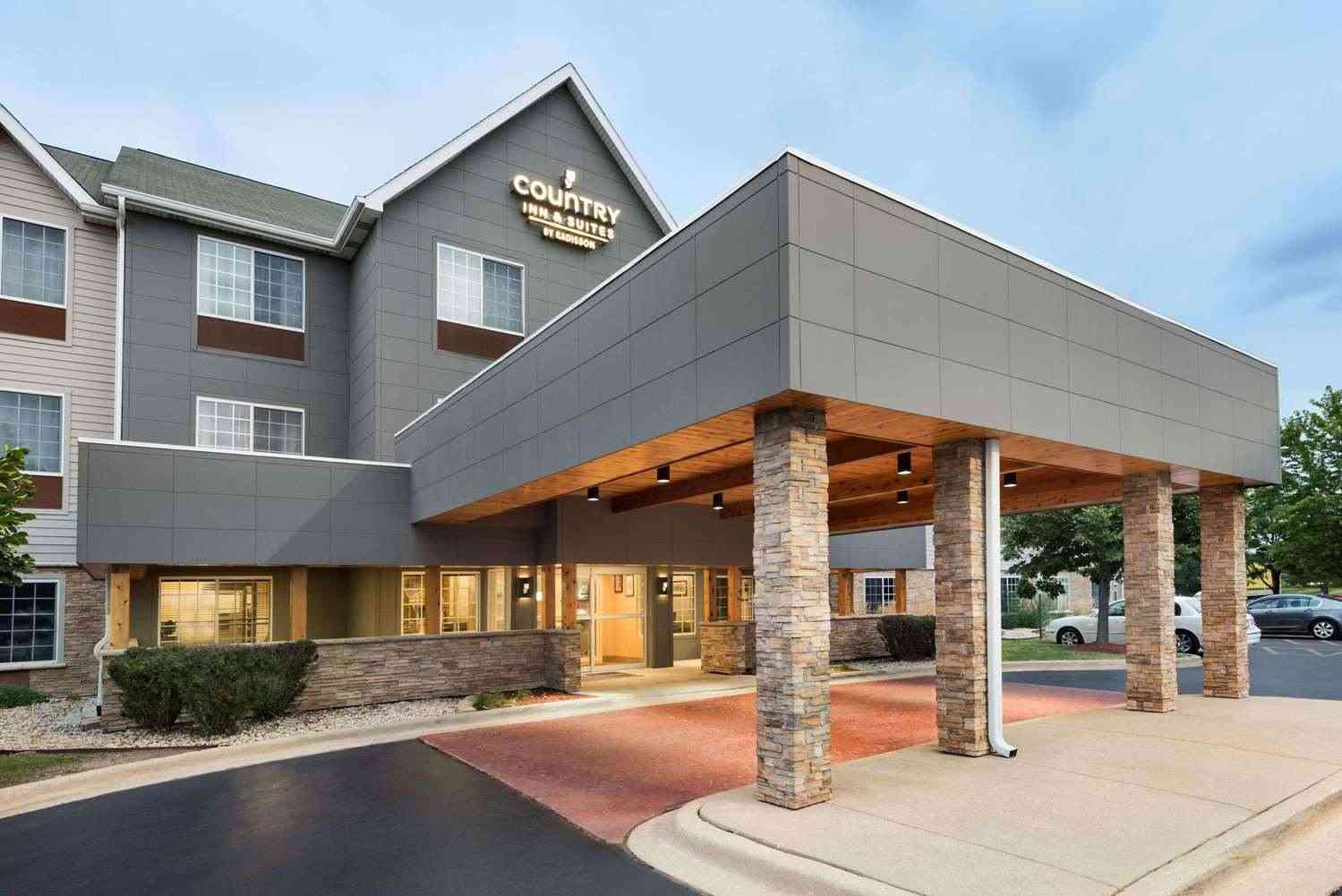 Country Inn & Suites By Radisson, Romeoville, IL in Roméoville, IL