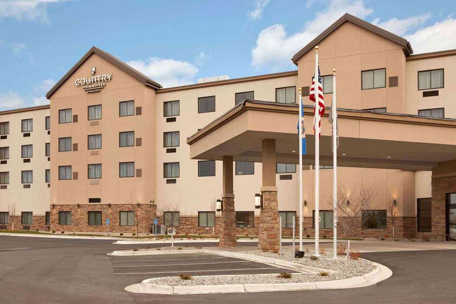 Country Inn & Suites By Radisson, Bemidji in Bemidji, MN