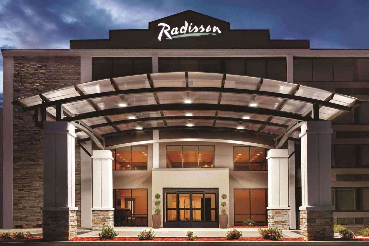 Radisson Hotel Charlotte Airport in Charlotte, NC