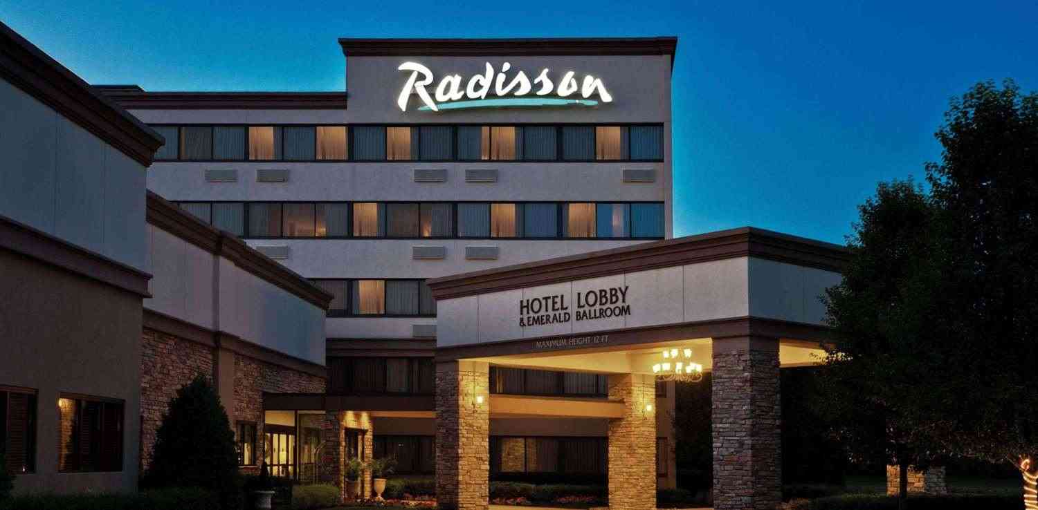 Radisson Hotel Freehold in Freehold, NJ