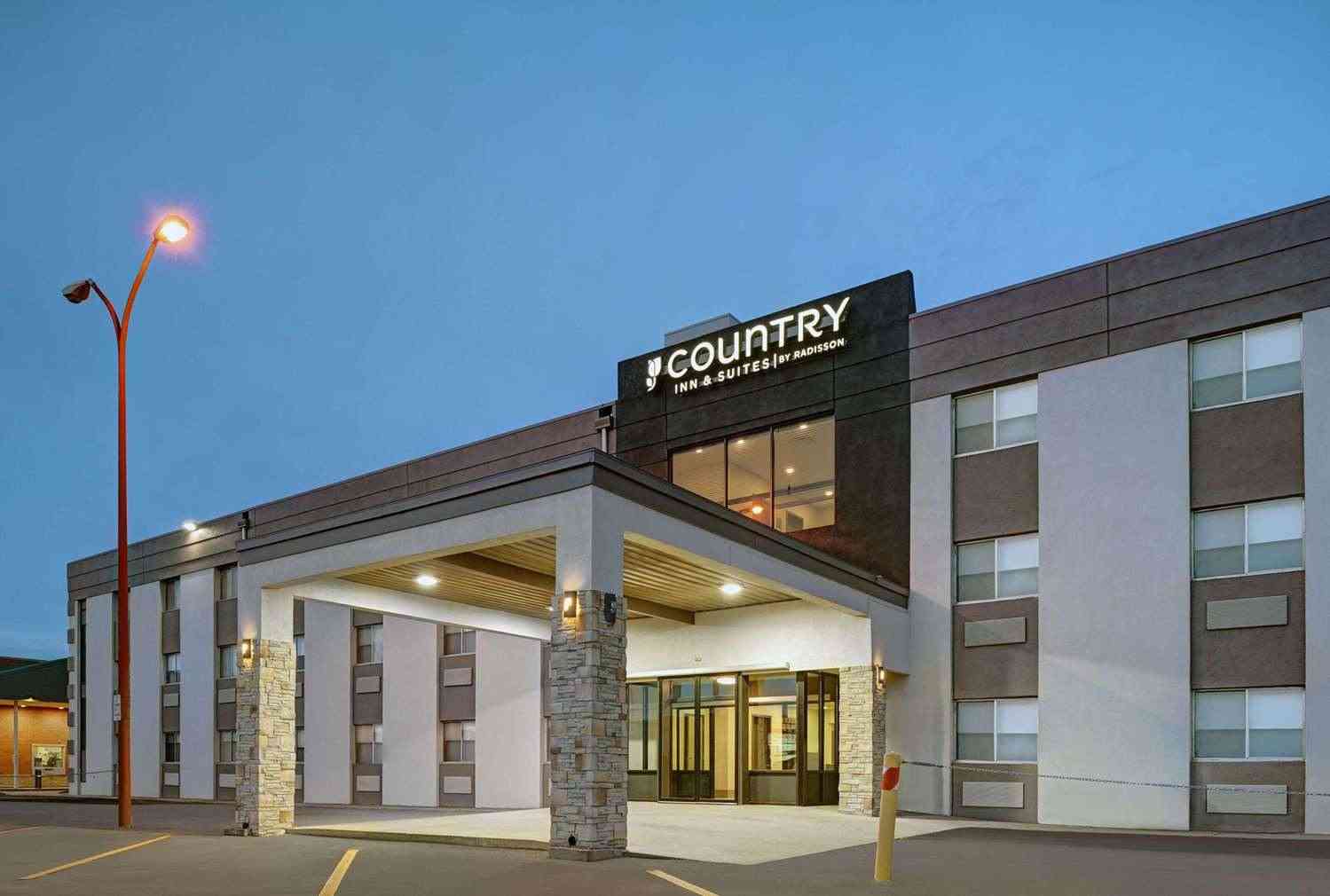 Country Inn & Suites by Radisson, Pierre, SD in Pierre, SD