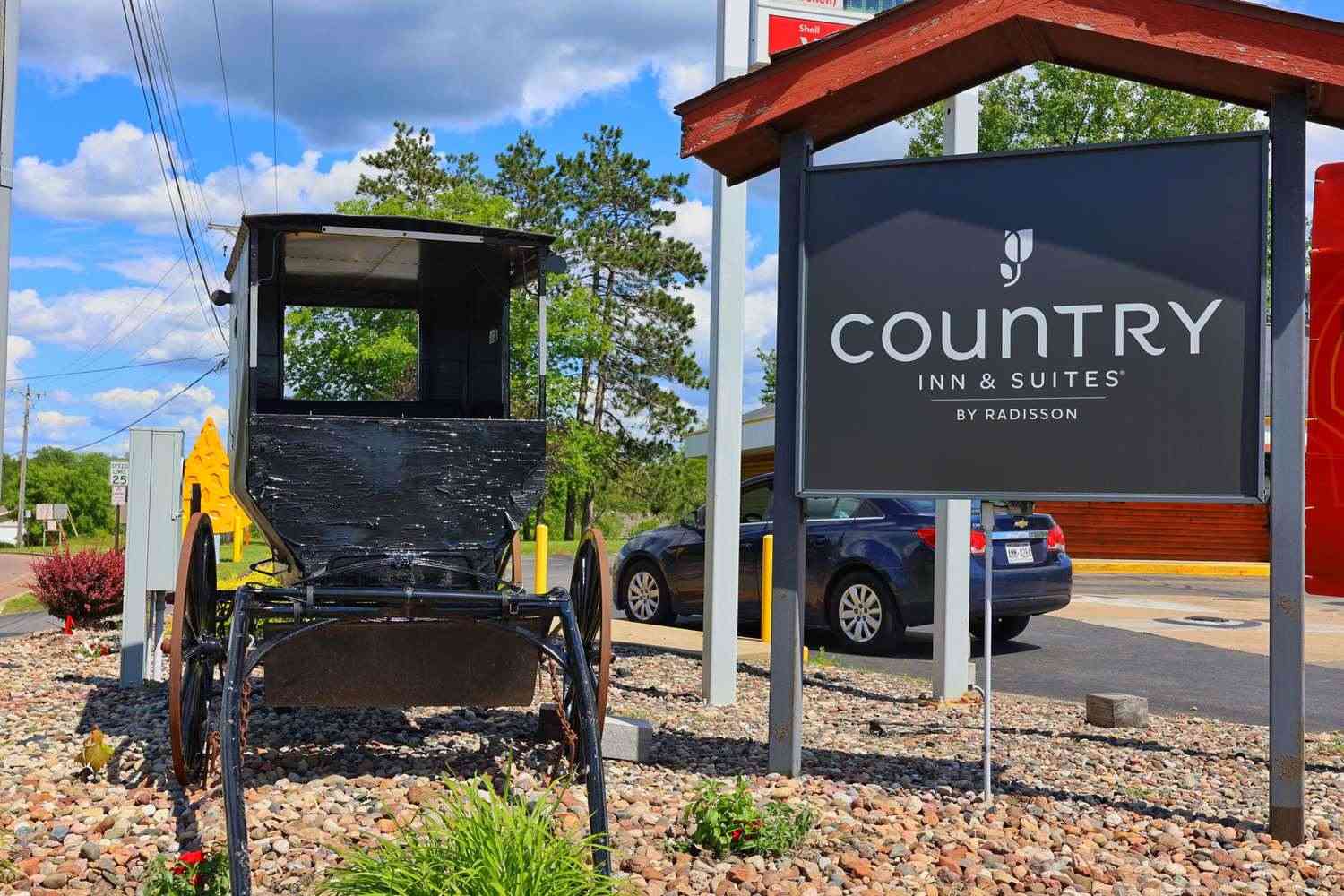 Country Inn & Suites By Radisson, Sparta in Sparta, WI