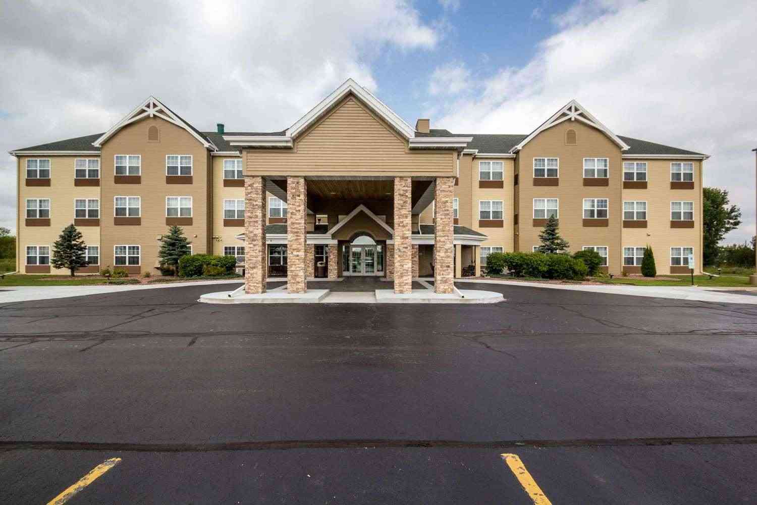 Country Inn & Suites By Radisson- Fond Du Lac in Fond Du Lac, WI