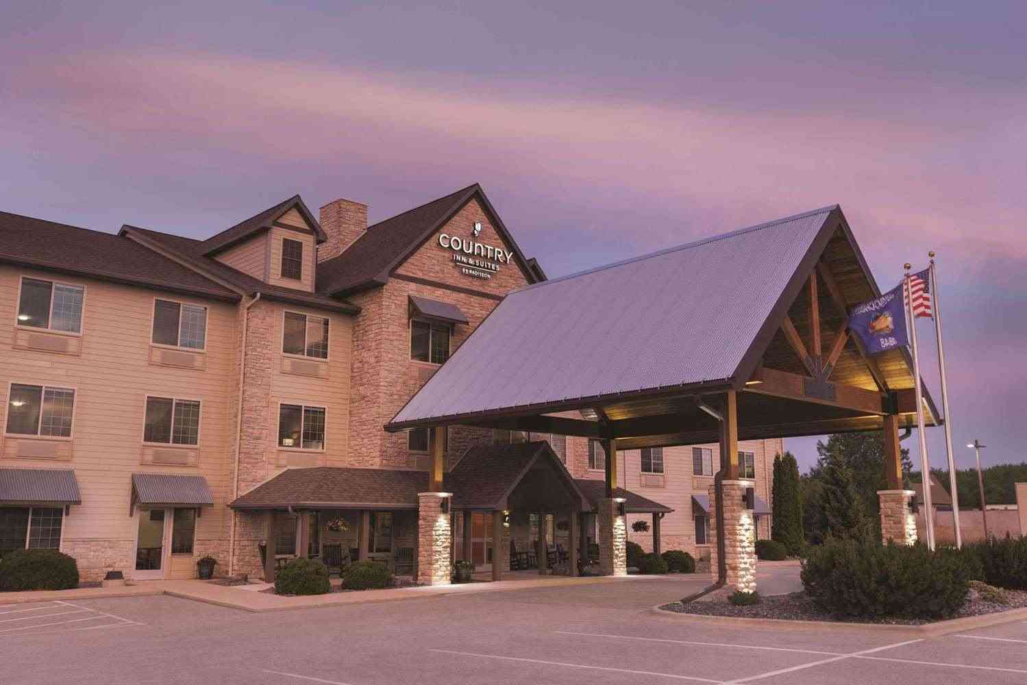 Country Inn & Suites By Radisson Green Bay North in Green Bay, WI