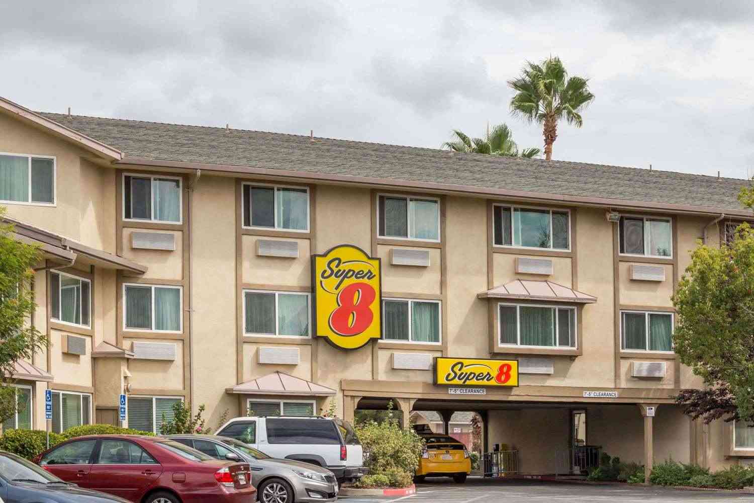 Super 8 by Wyndham Sacramento North in Sacramento, CA