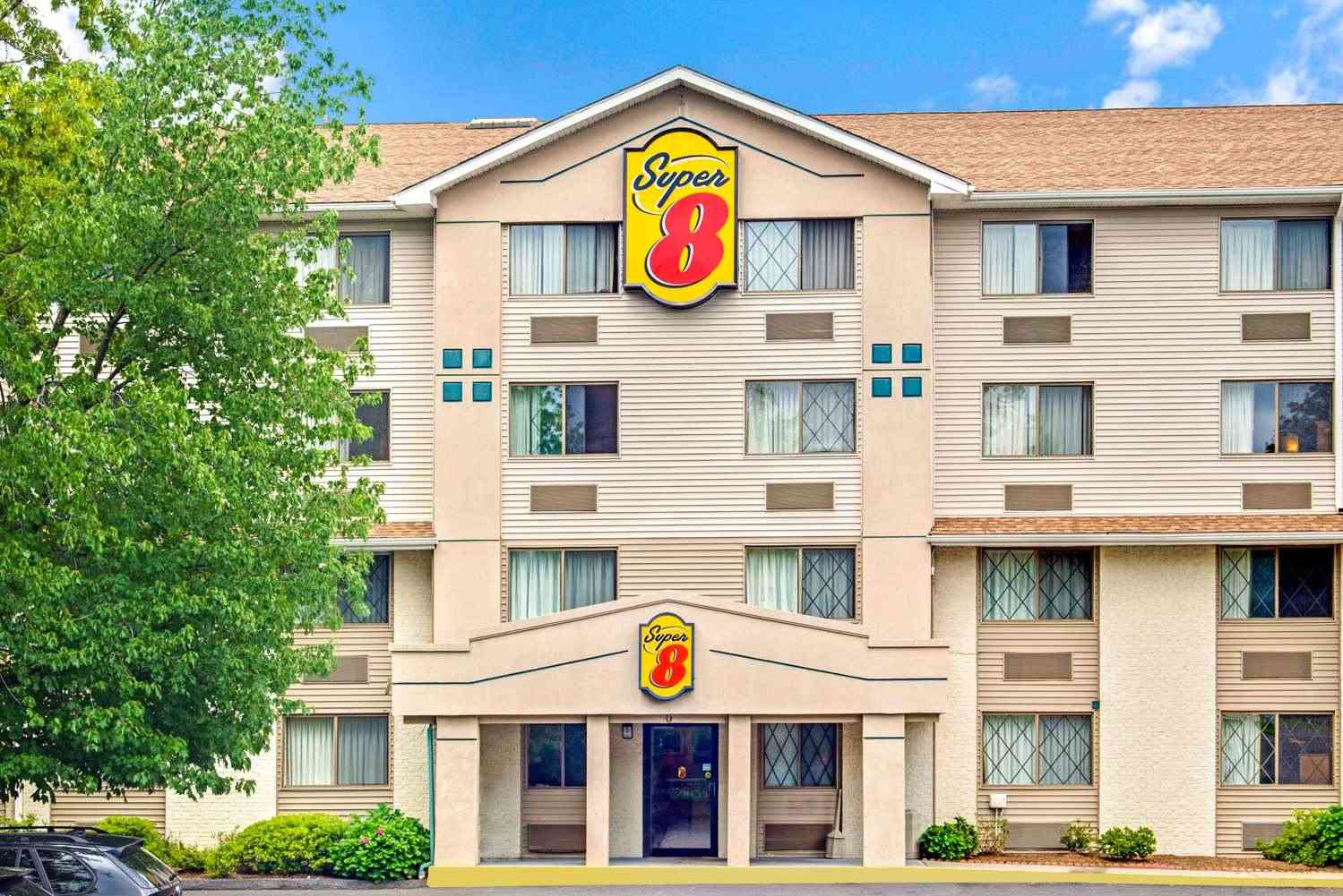 Stamford, CT의 Super 8 by Wyndham Stamford/New York City Area