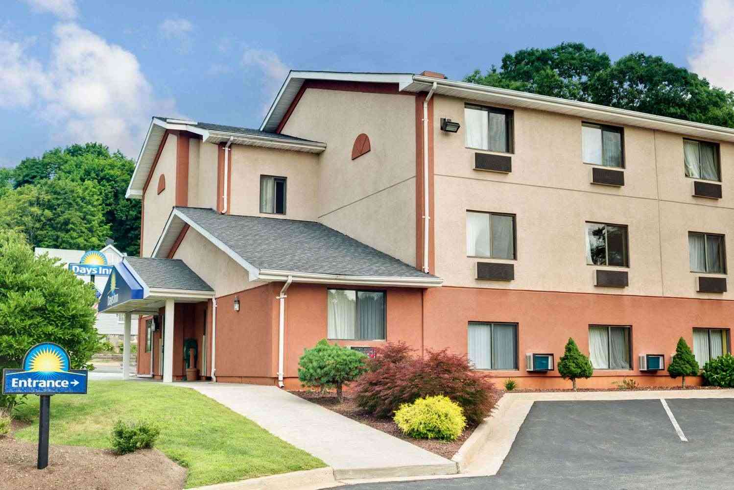 Days Inn by Wyndham Torrington in Torrington, CT