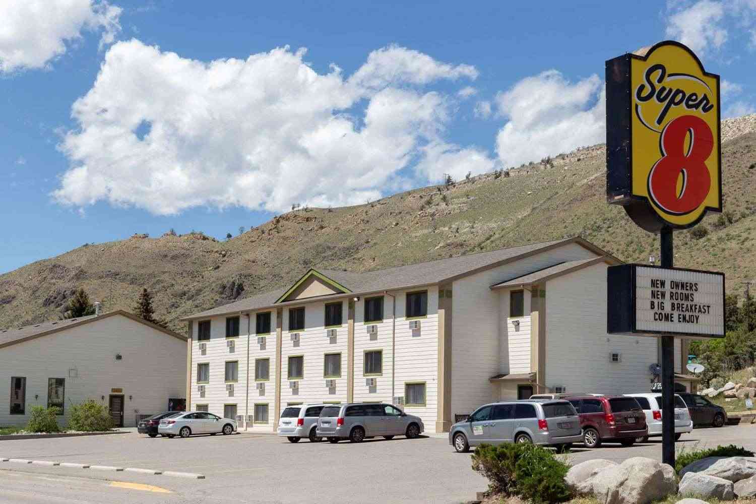 Super 8 by Wyndham Gardiner/Yellowstone Park Area in Gardiner, MT