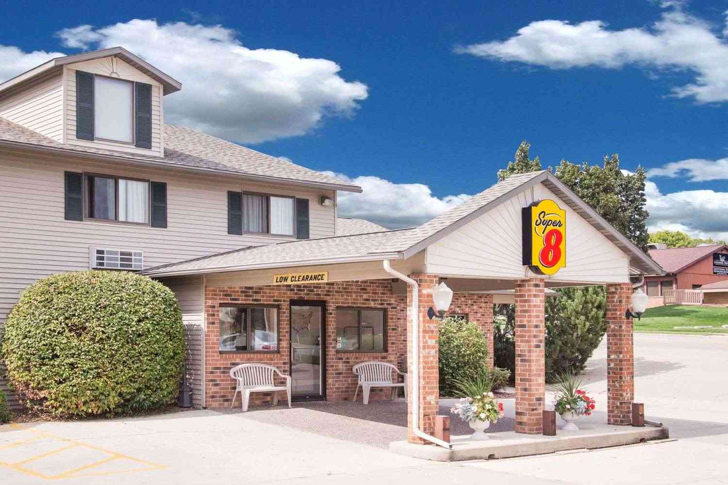 Super 8 by Wyndham Monroe WI in Monroe, WI