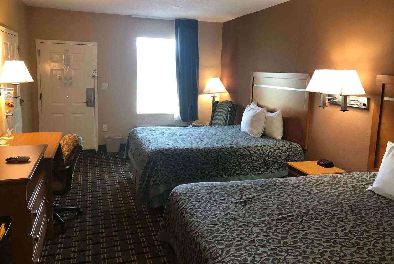 Days Inn by Wyndham Columbus in Columbus, MS