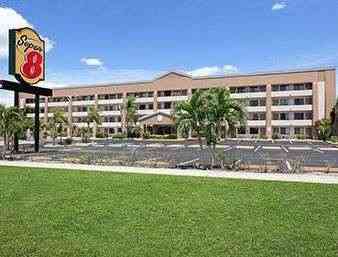 Super 8 by Wyndham Fort Myers in Fort Myers, FL