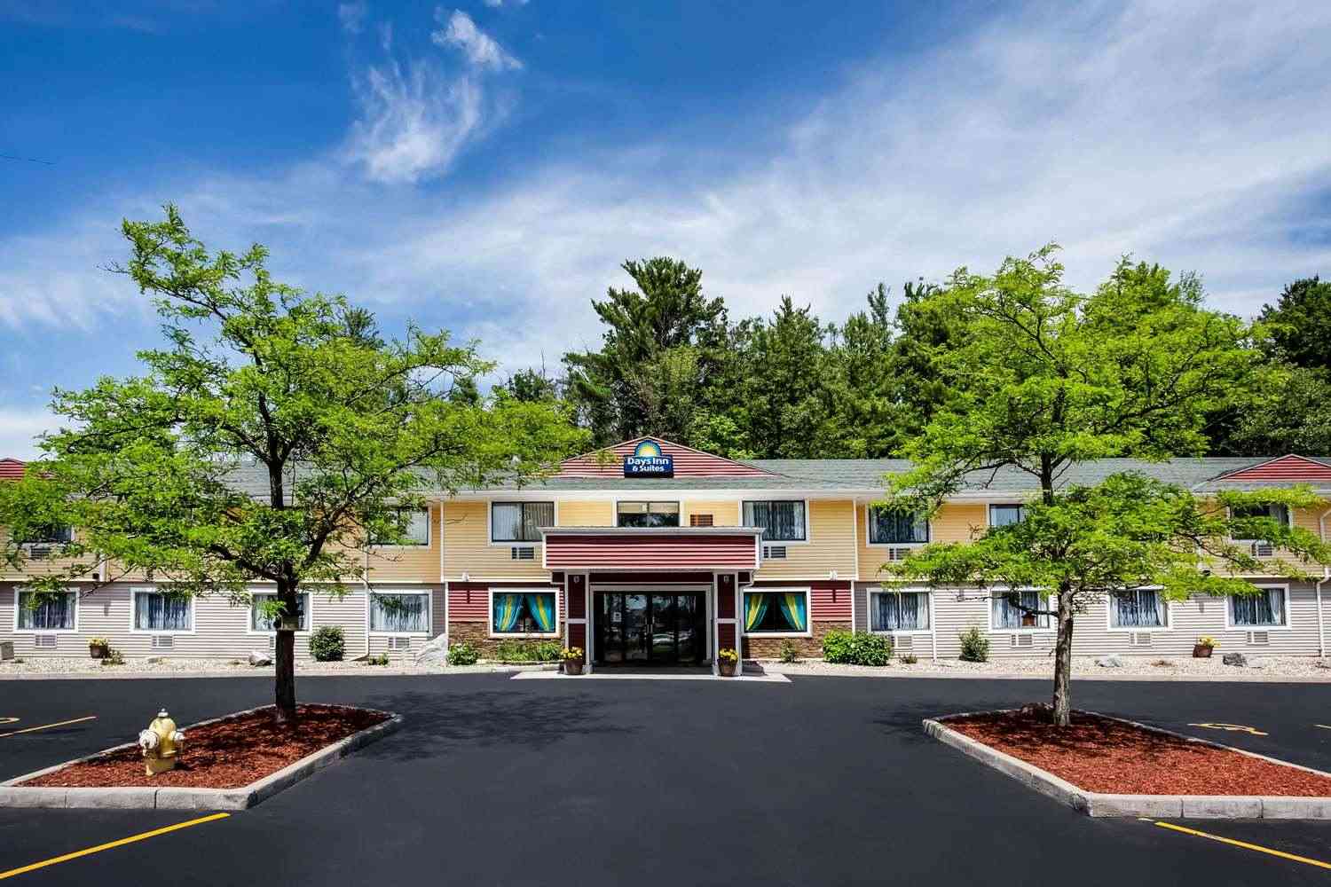 Days Inn & Suites by Wyndham Stevens Point in Stevens Point, WI