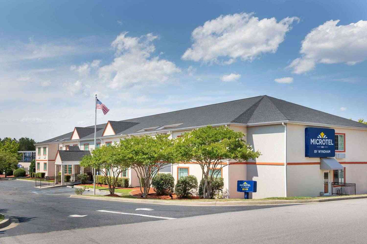 Microtel Inn & Suites by Wyndham Columbia/Fort Jackson N in Columbia, SC