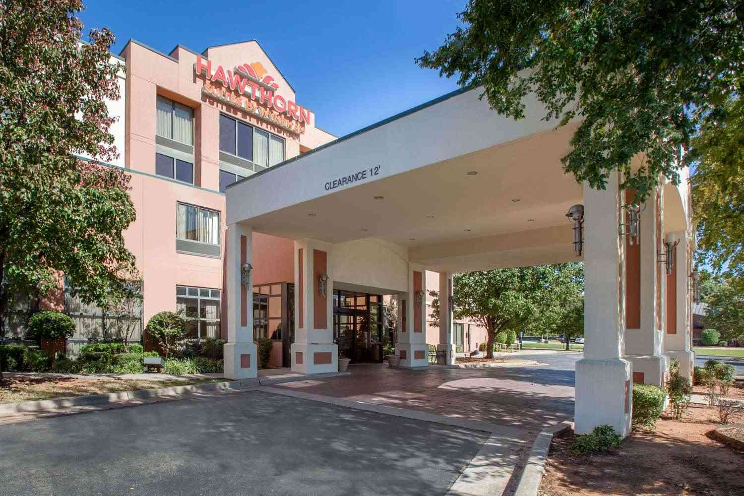 Hawthorn Suites by Wyndham Midwest City Tinker AFB in Midwest City, OK