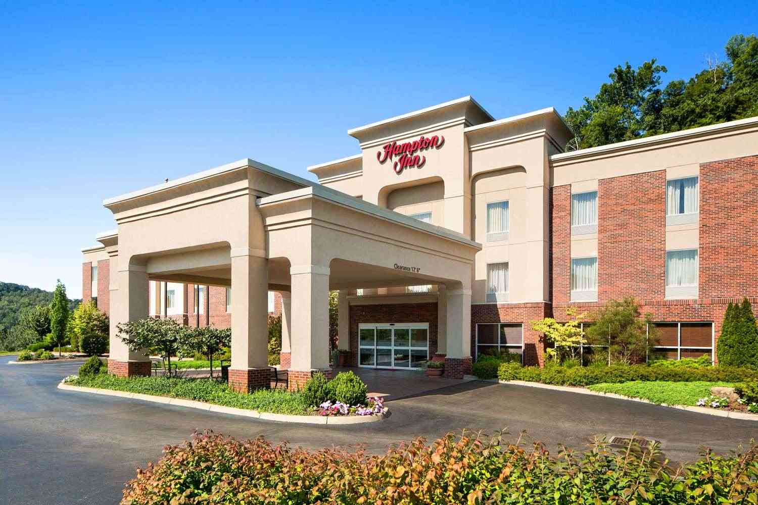 Hampton Inn Athens in Athens, OH