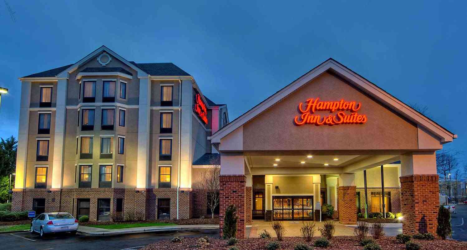 Hampton Inn & Suites Asheville Airport in Fletcher, NC