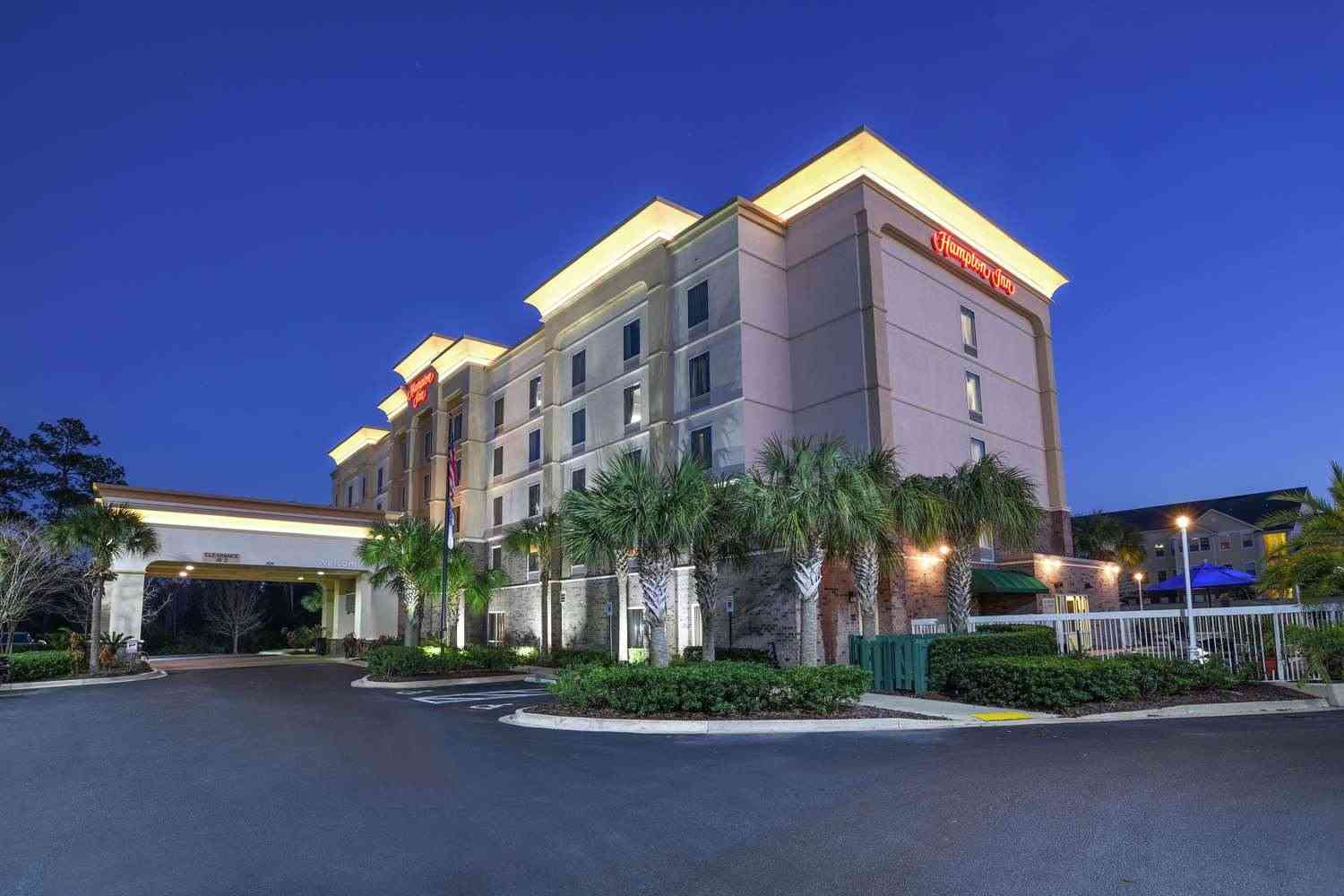 Hampton Inn Jacksonville East Regency Square in Jacksonville, FL