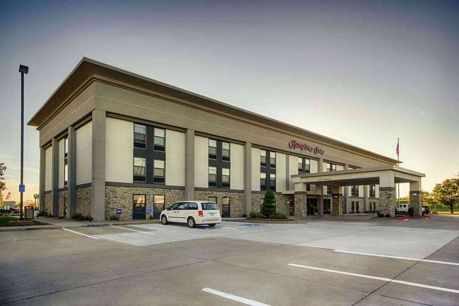 Hampton Inn Salina in Salina, KS