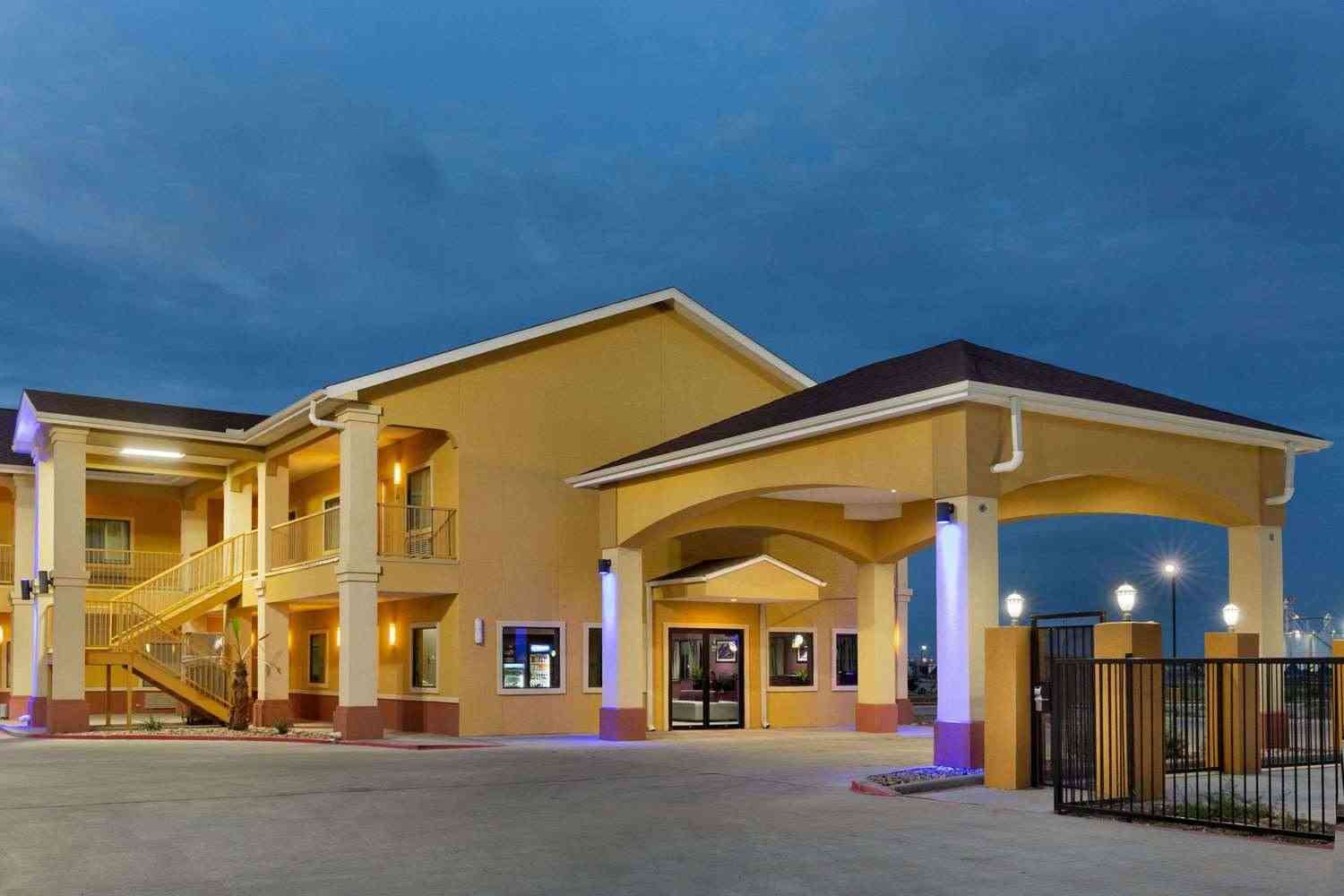 Days Inn by Wyndham Odessa in Odessa, TX