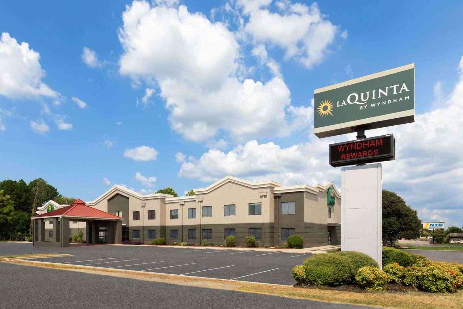 La Quinta Inn by Wyndham Decatur in Decatur, AL