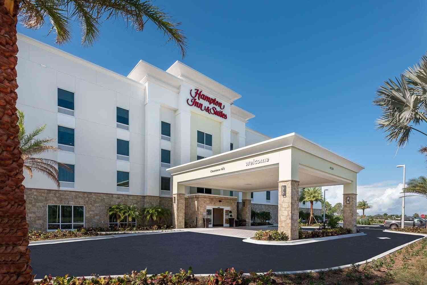 Hampton Inn & Suites West Melbourne-Palm Bay Road in Melbourne, FL