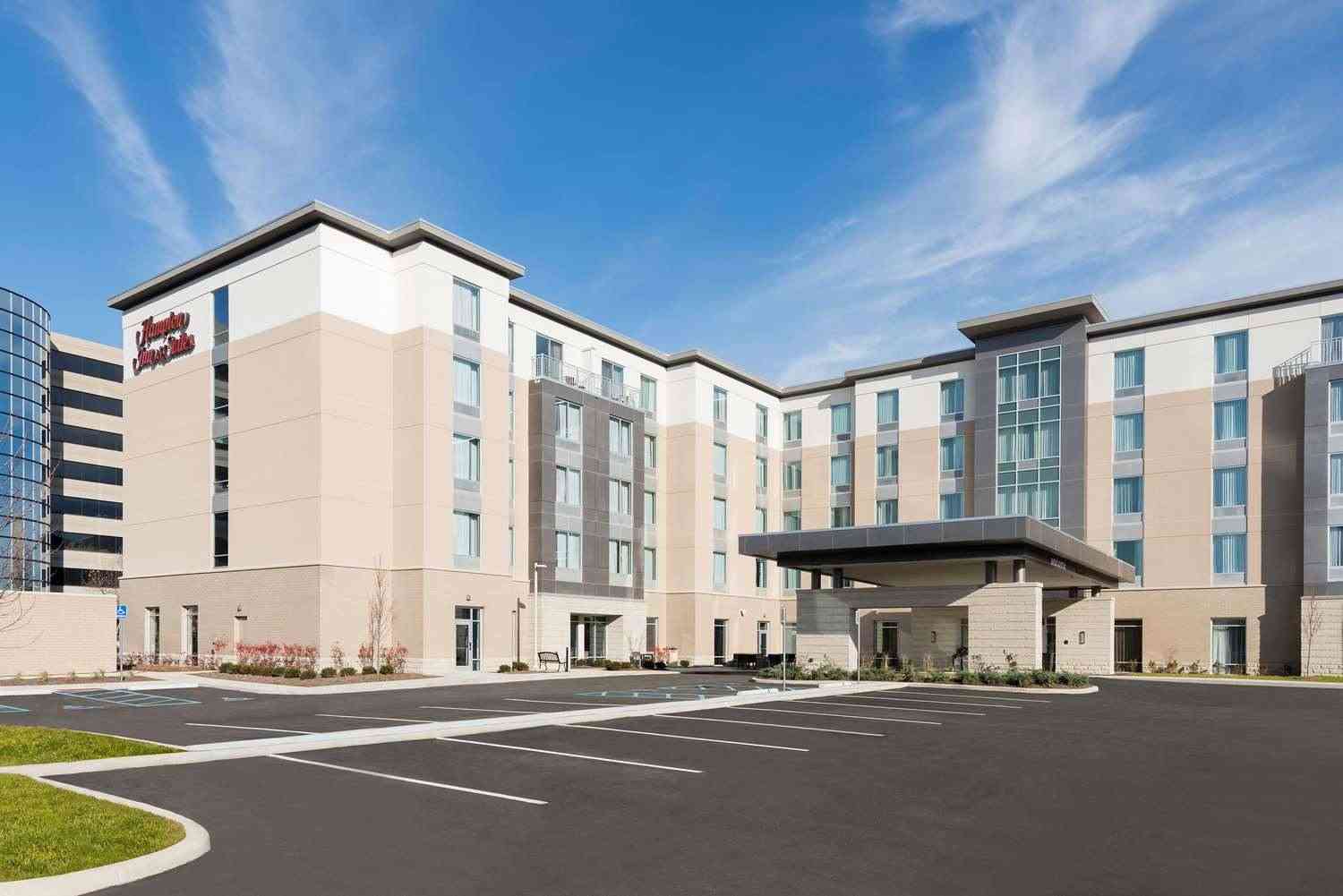 Hampton  Inn & Suites Indianapolis-Keystone in Indianapolis, IN