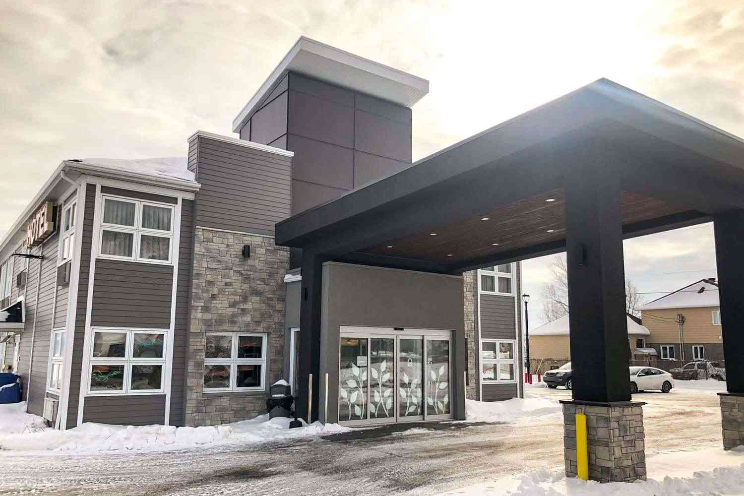 Sleep Inn & Suites Quebec City East in Boischatel, QC