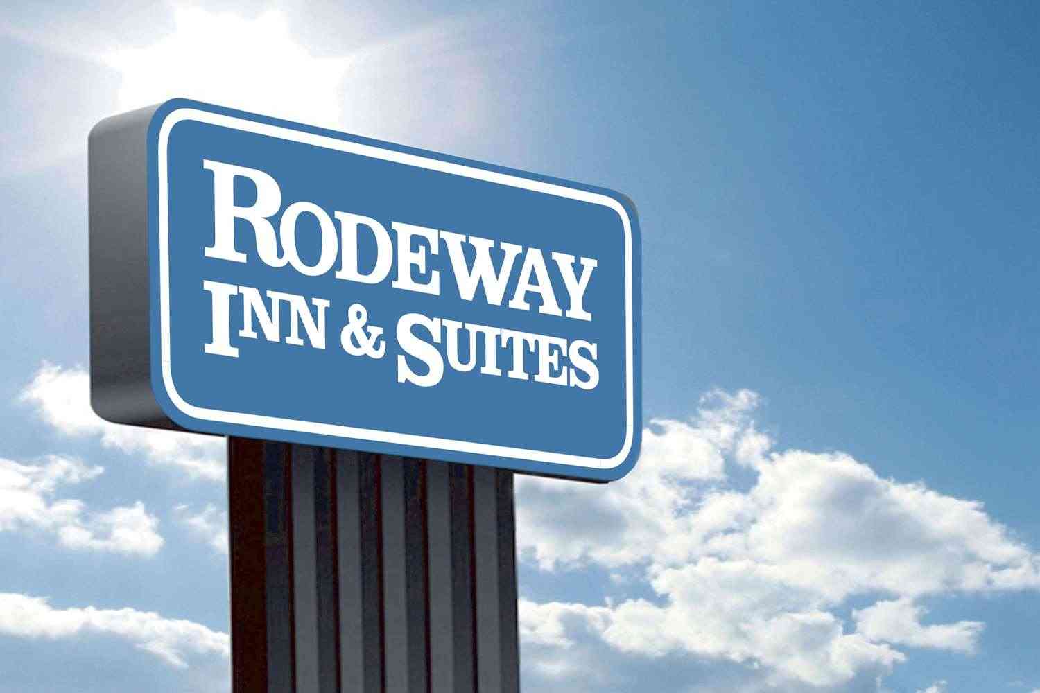 Rodeway Inn and Suites Bradley Airport in Windsor del este, CT