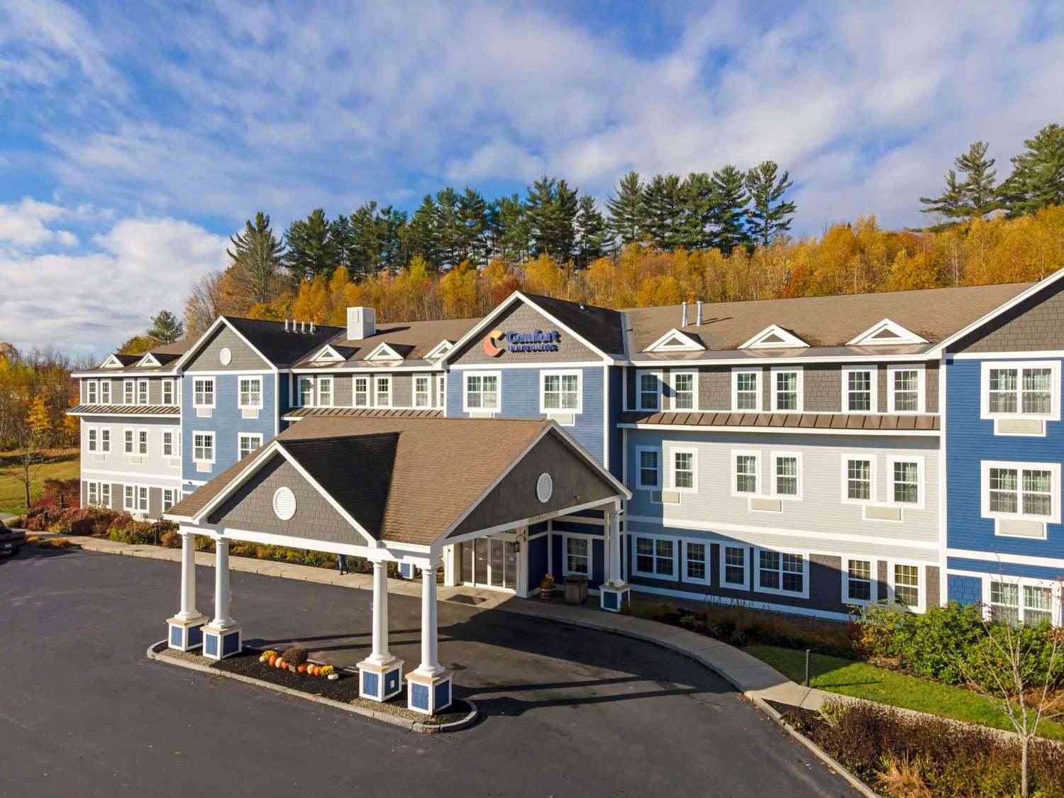 Comfort Inn and Suites in Wilton, ME