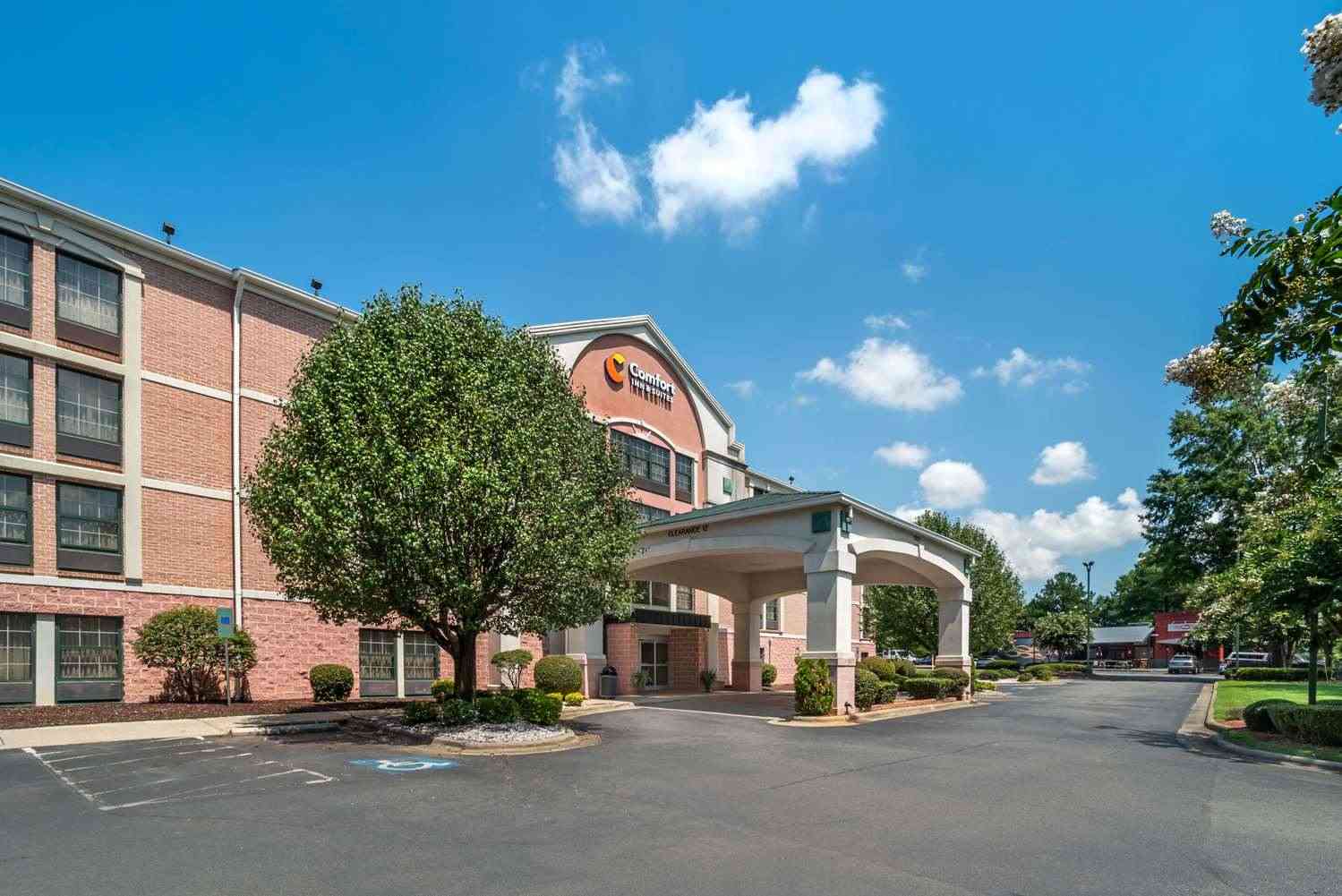 Comfort Inn and Suites in Cornelius, NC