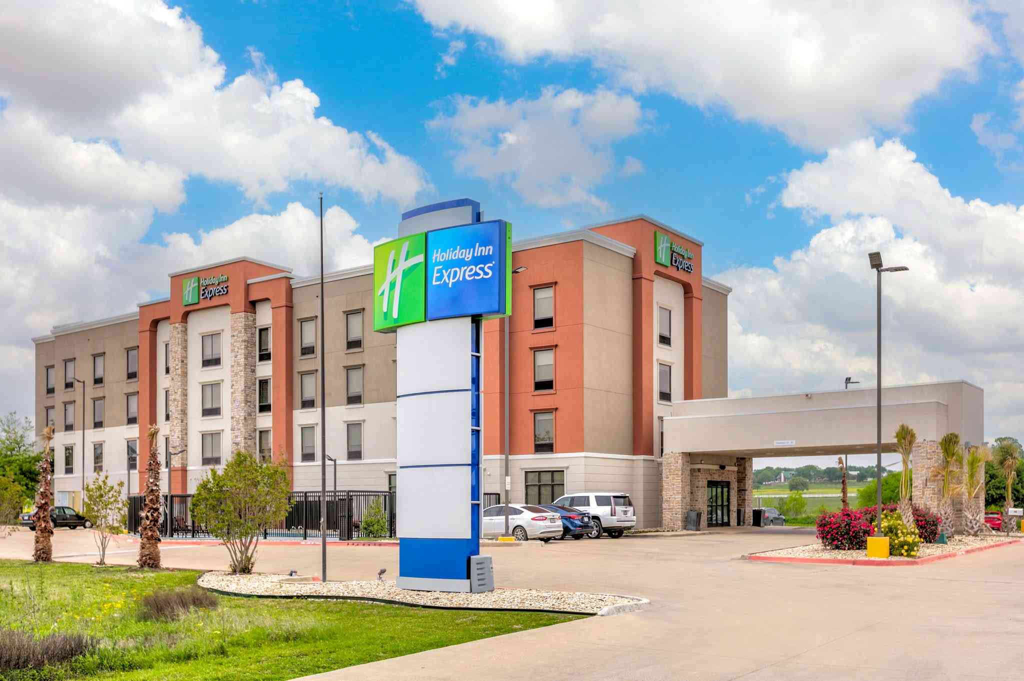 Holiday Inn Express Hillsboro I-35 in Hillsboro, TX