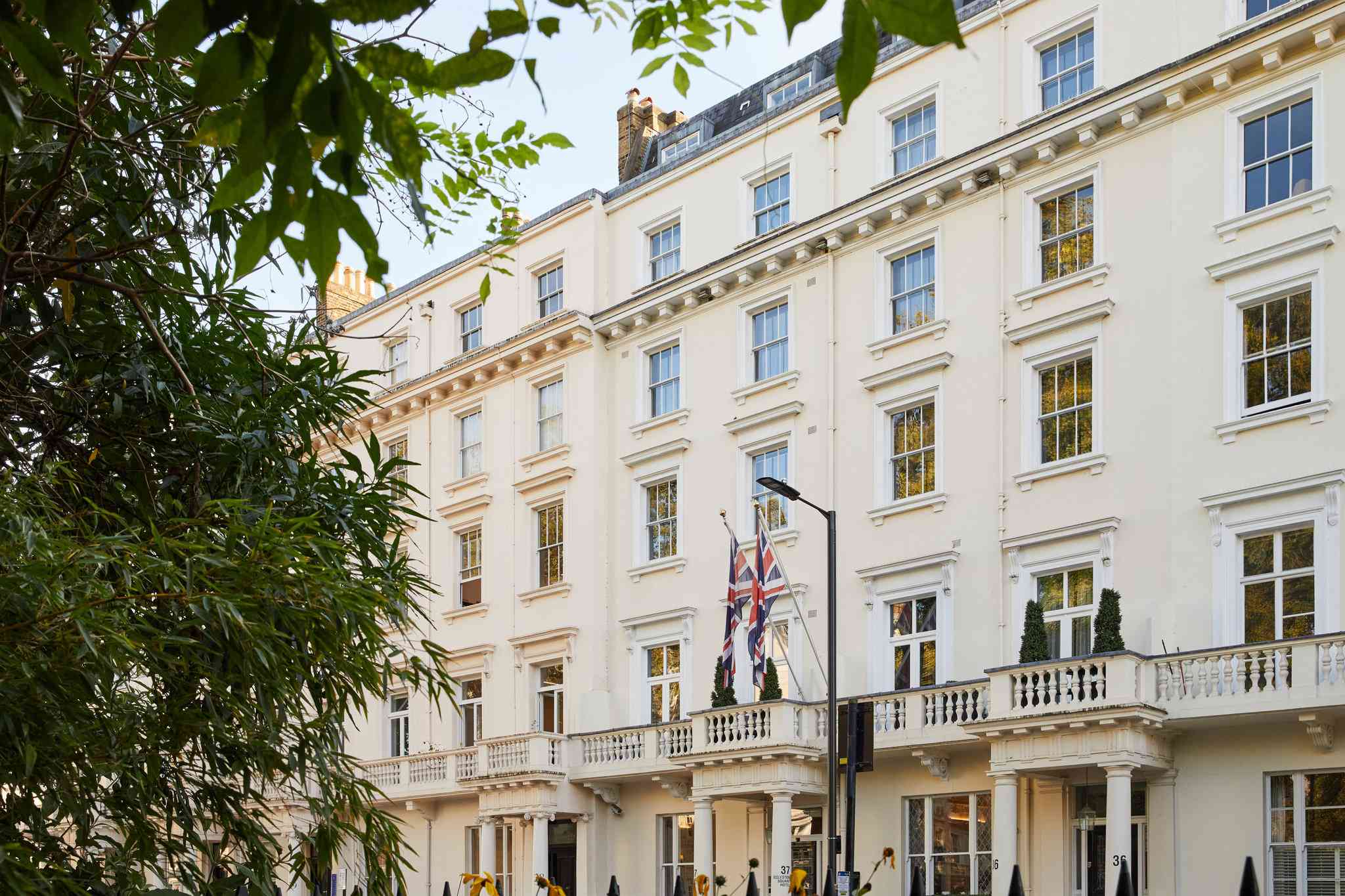 Eccleston Square Hotel in London, GB1