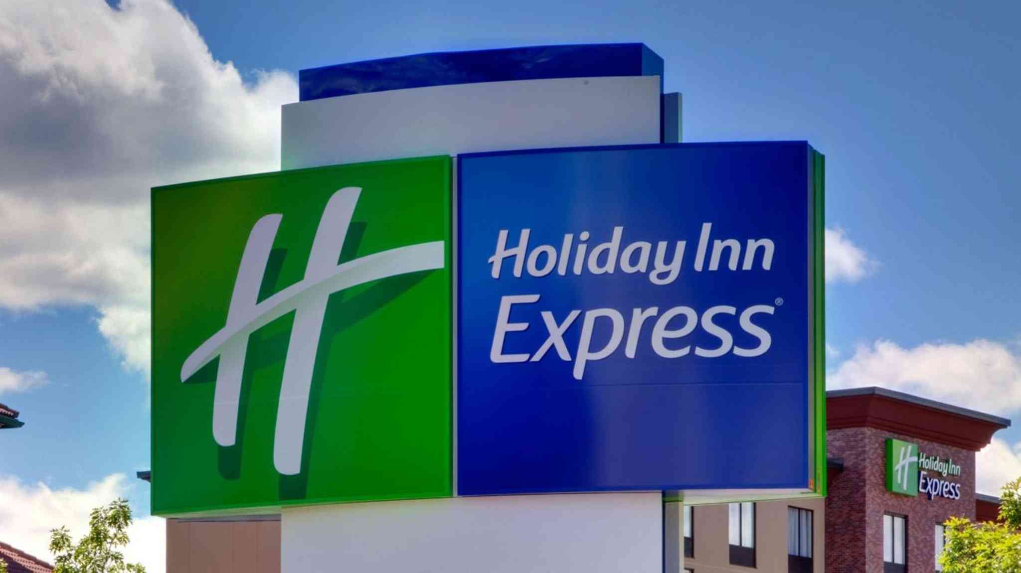 Holiday Inn Express & Suites Kitchener Southeast in Kitchener, ON