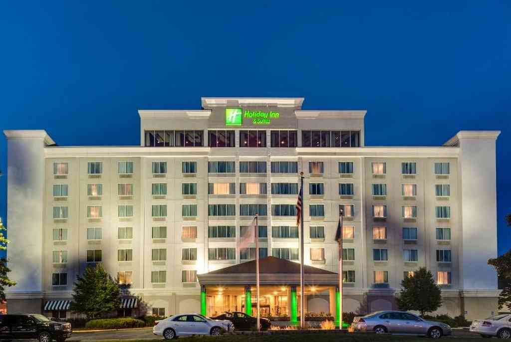 Holiday Inn & Suites Overland Park - West in Overland-puisto, KS